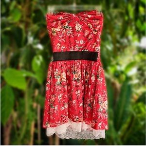 4/$20 Red Floral Strapless Dress